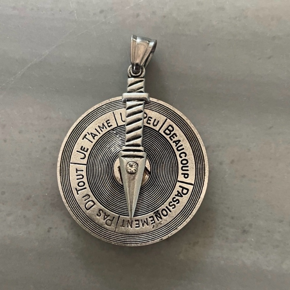 Silver Tone French Love Inscription Compass Pendant Necklace
